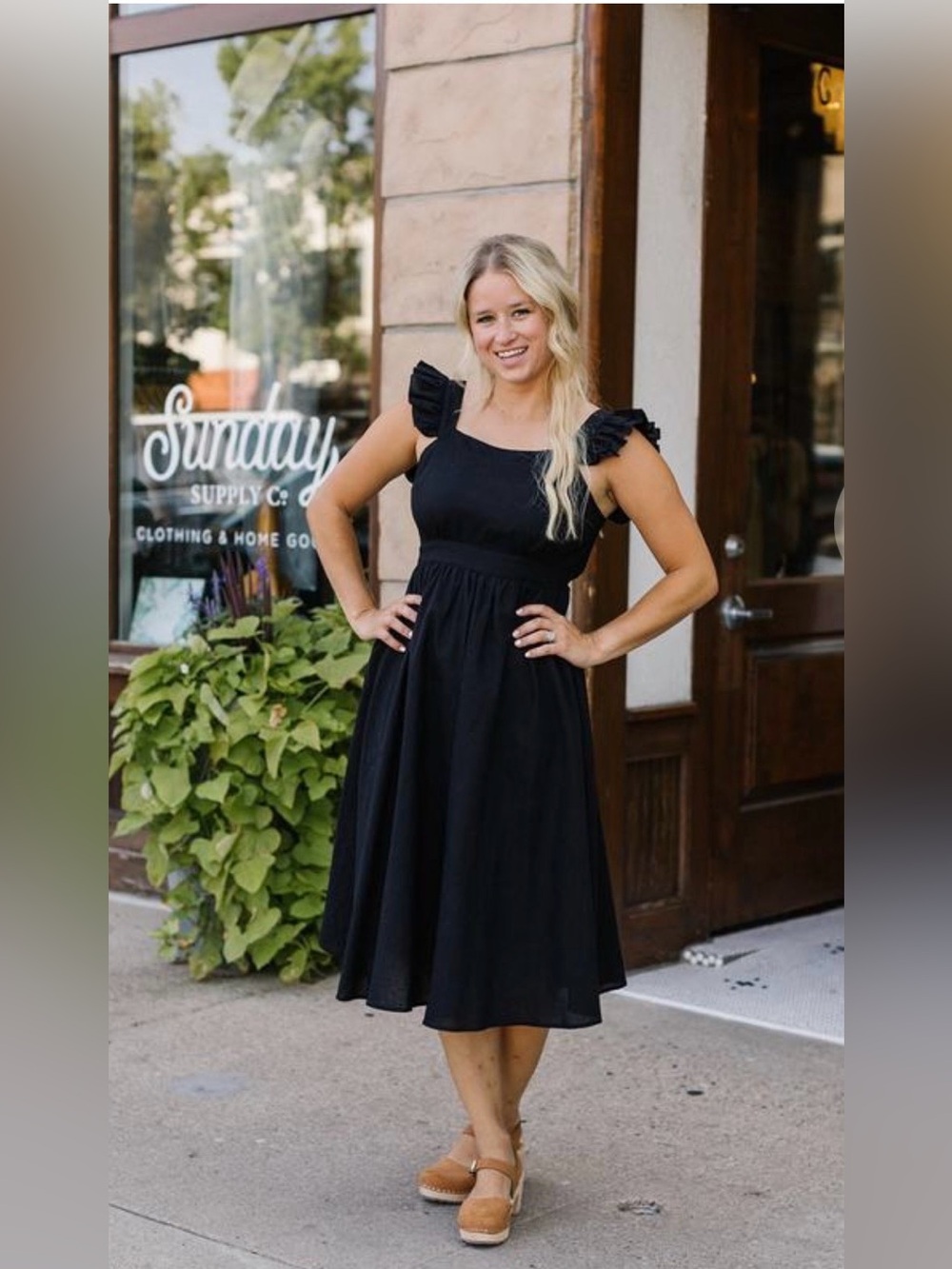 NWT Lumiere Ruffle Sleeveless Dress in Black Size Large